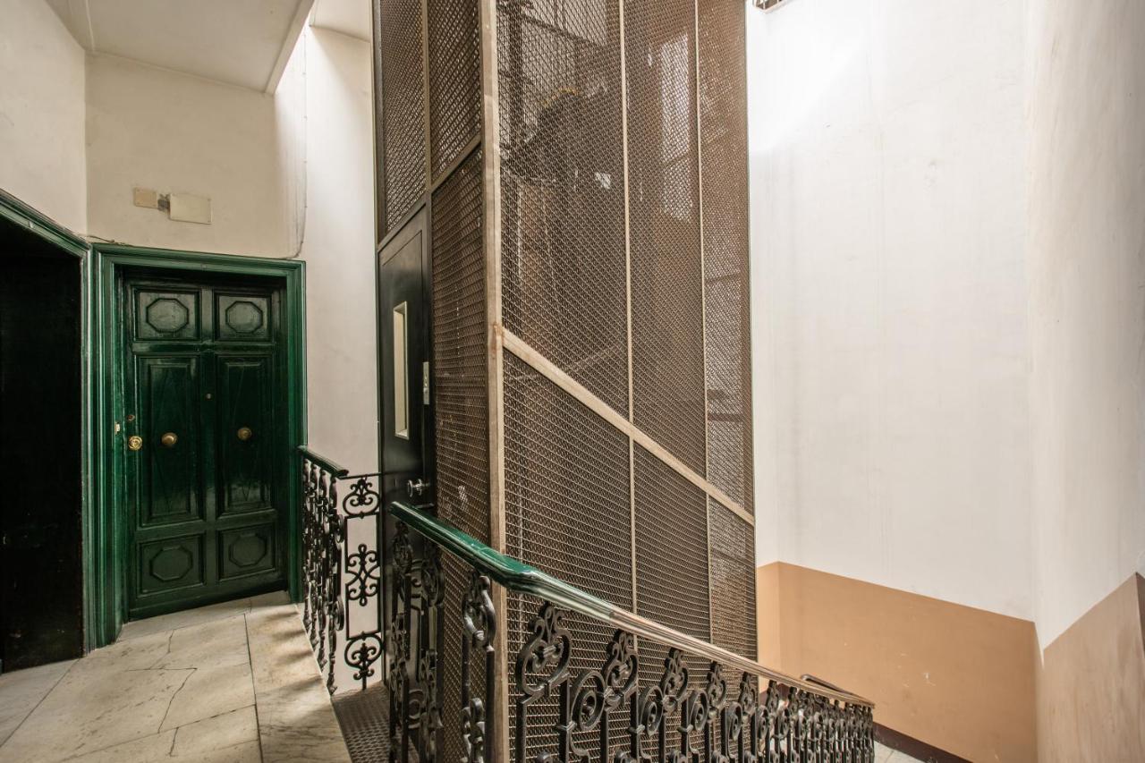 Apartamento Cavour Attic With Terrace Roma